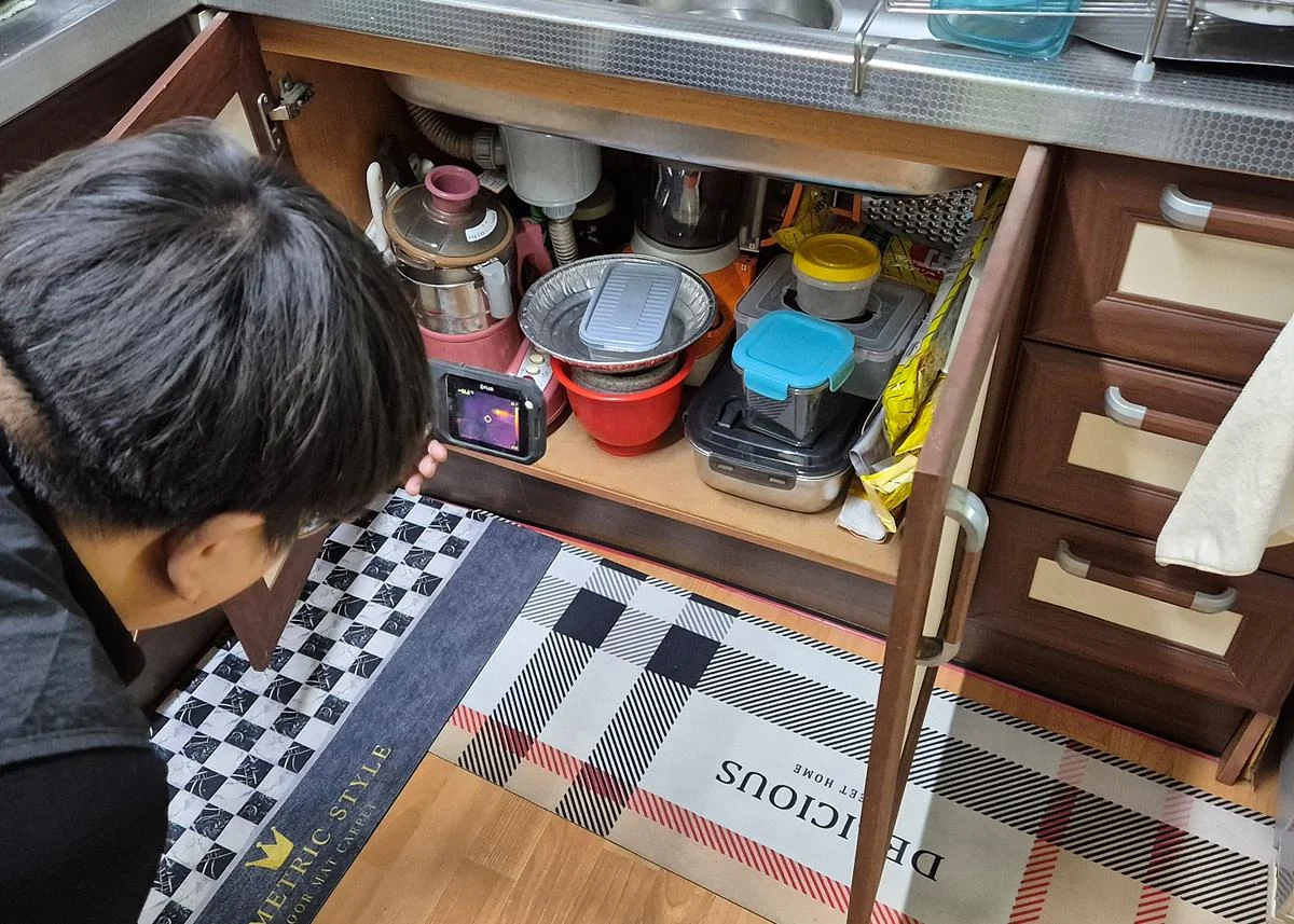 열화상카메라 1차 점검하는 모습